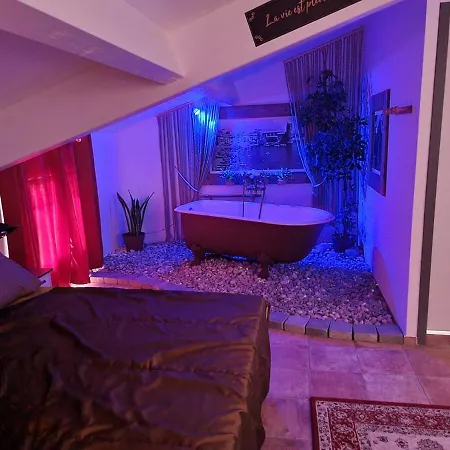 Maison T3, Quartier Des Peintres, Calme Et Standing, Patio Prive, Clim Et Wifi * Коллиур