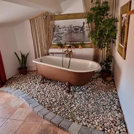 Maison T3, Quartier Des Peintres, Calme Et Standing, Patio Prive, Clim Et Wifi *