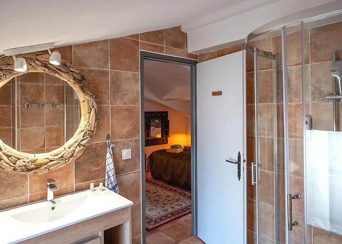 Maison T3, Quartier Des Peintres, Calme Et Standing, Patio Prive, Clim Et Wifi Διαμέρισμα *