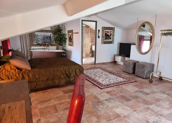 Διαμέρισμα Maison T3, Quartier Des Peintres, Calme Et Standing, Patio Prive, Clim Et Wifi Κολιούρ