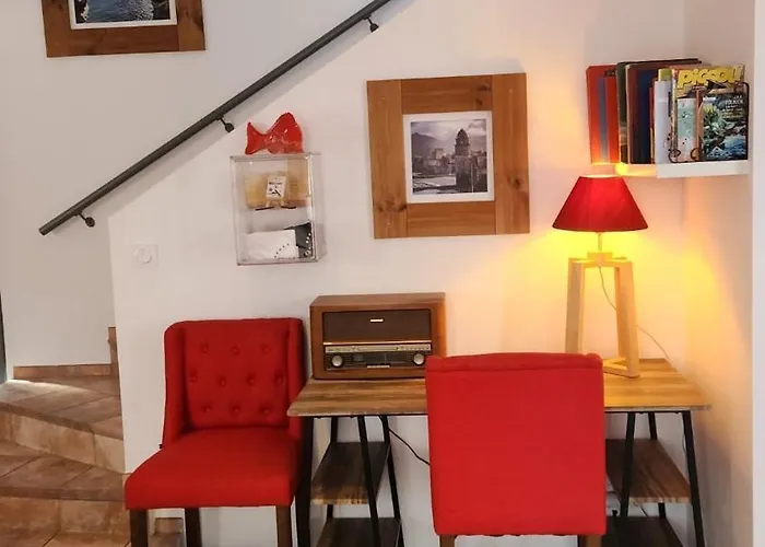 Maison T3, Quartier Des Peintres, Calme Et Standing, Patio Prive, Clim Et Wifi *